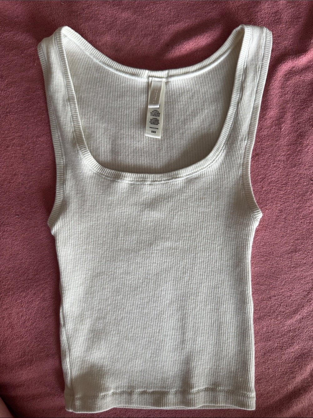 SKIMS Ribbed Scoop Neck Cream Tank Top